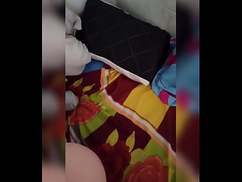 ❤️ מיין צימערמאן בלײַבט אליין אין שטוב ווייל איר מאן גייט אויף וואקאציע און איך נעם די געלעגנהייט איר צו פאקן און אנפילן איר טאָכעס מיט מילך ️ נאָר פּאָרן ביי yi.com-full-porner.ru ❌
